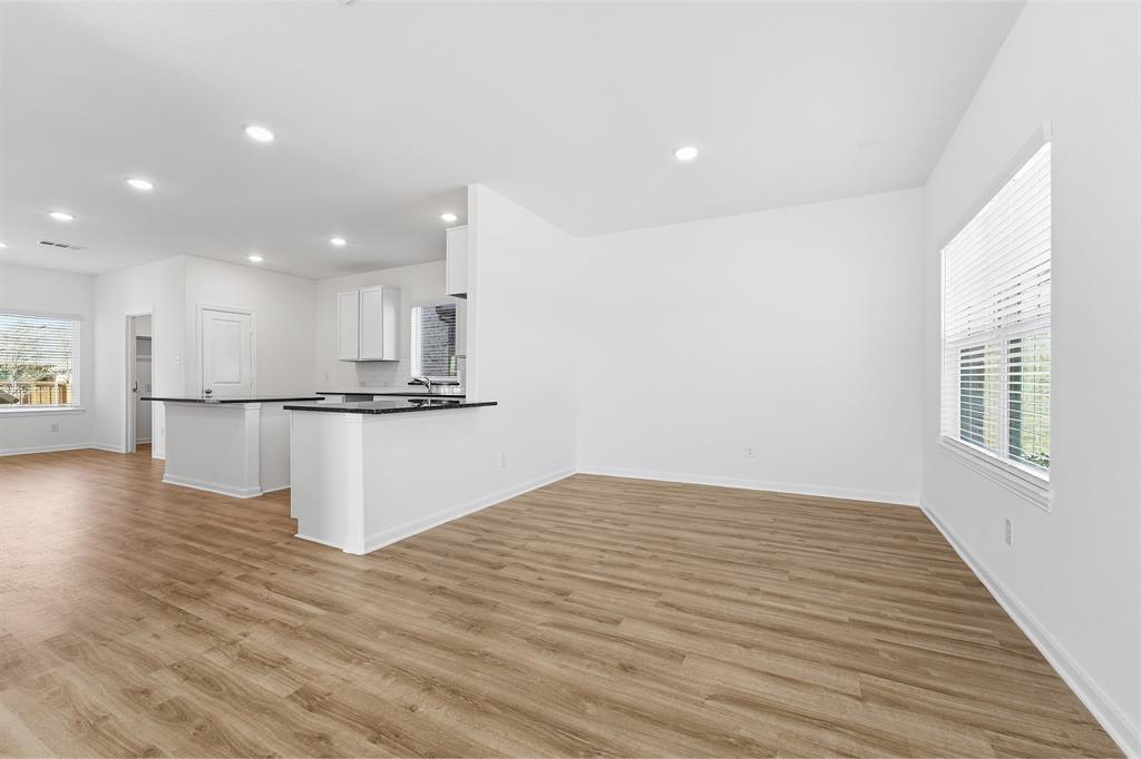 La Terra - Residential