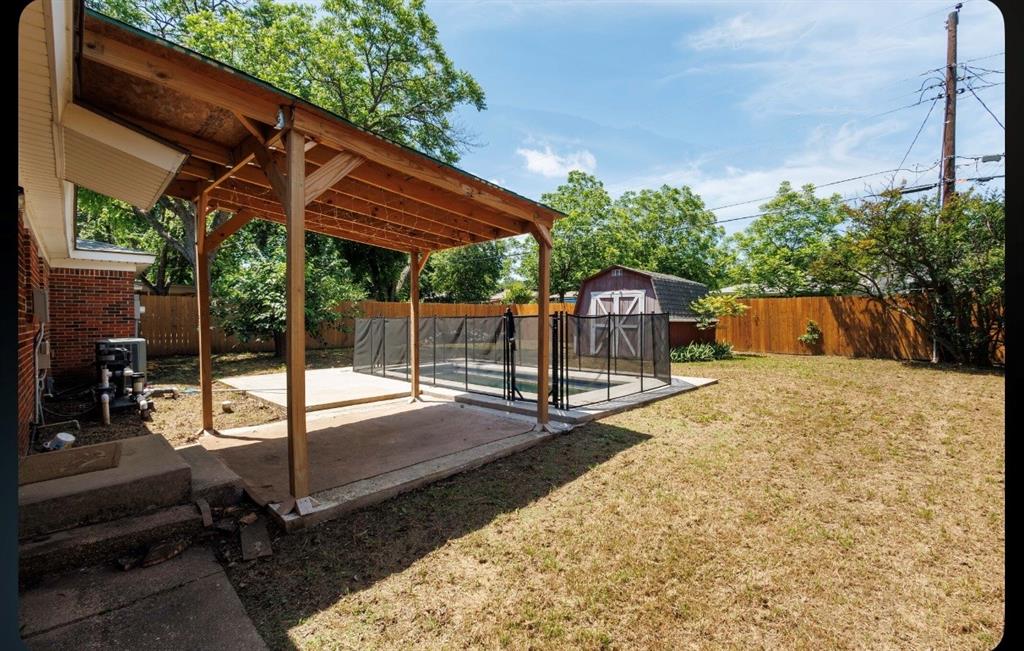 Mc Donnell Add - Residential