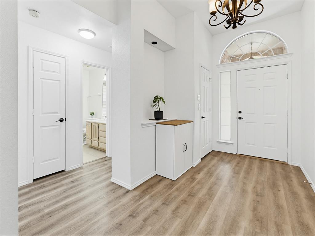 Oakwood Estates Lewisville - Residential