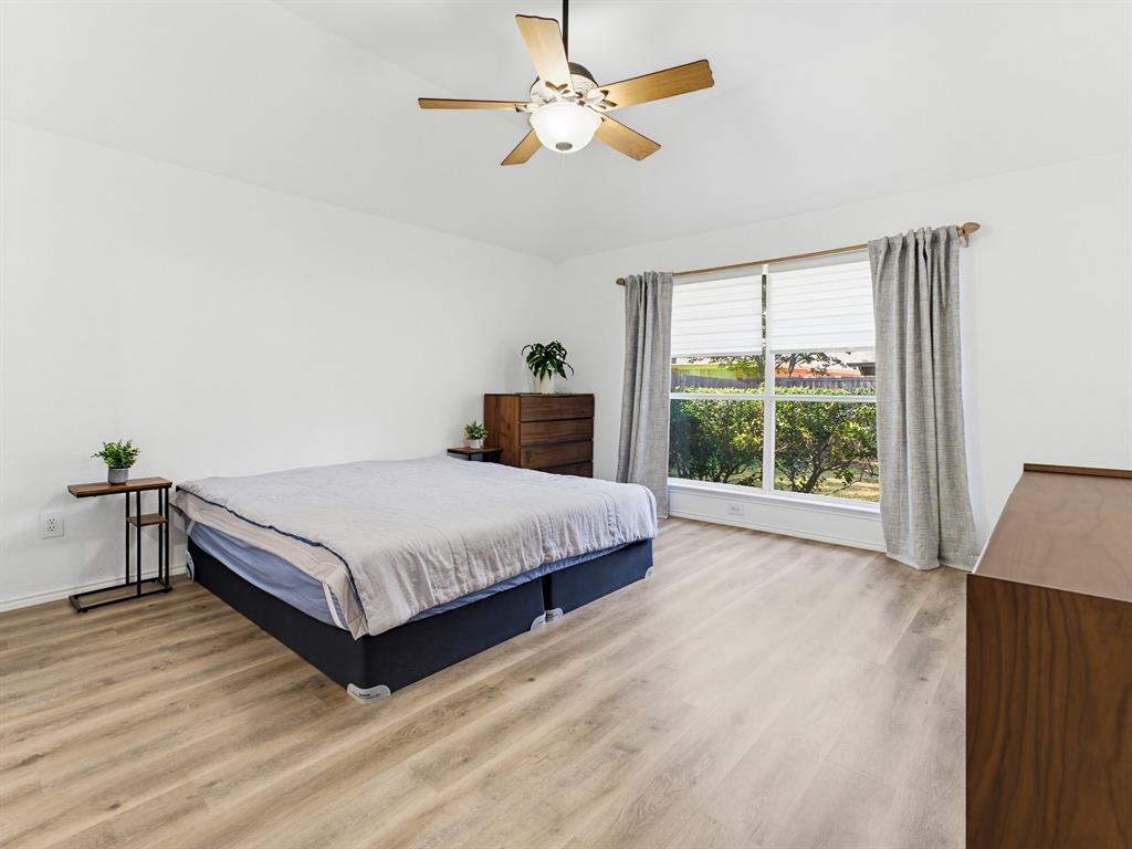 Oakwood Estates Lewisville - Residential