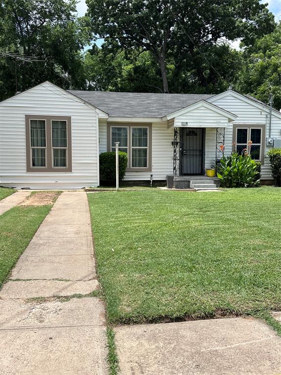 Welcome to 3115 Bertrand Avenue, the home is near downtown Dallas, the Texas State Fair, a beautifully updated 3-bedroom, 2-bath home offering the perfect blend of comfort, versatility, and location just minutes from downtown Dallas. This move-in-ready property features an open floor plan designed for both everyday living
The converted garage adds valuable flexible space that can be used as a home office, playroom, workout area, hobby room, or extra storage to fit your lifestyle needs. Step outside to enjoy the large backyard and huge patio , ideal for relaxing evenings, weekend gatherings, and creating your own outdoor retreat. Conveniently located near the Texas State Fair, schools, parks, shopping, and major employers, this home also offers an easy commute to downtown Dallas and quick access to the best of the Move-in ready and full of potential, 3115 Bertrand Avenue is a property you won't want to miss. Refrigerator stays with the home. Schedule your showing today!