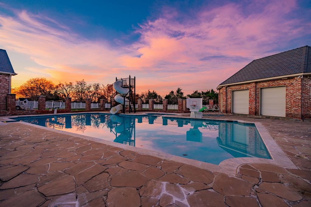 Oaks Of Buffalo Way - Residential
