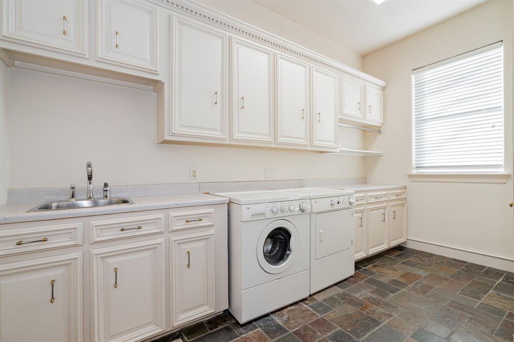 Oaks Of Buffalo Way - Residential