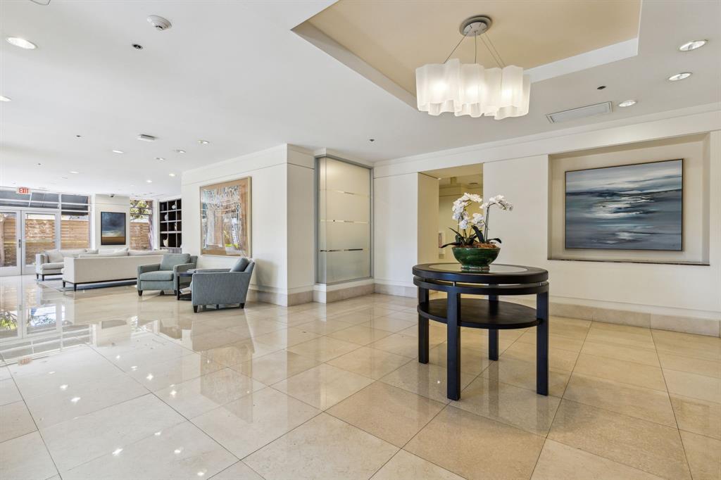 The Travis at Knox Condos - Residential