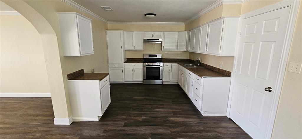 Hampton C M - Residential