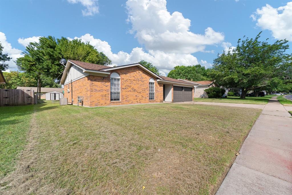 Crestmoor Park West - Residential