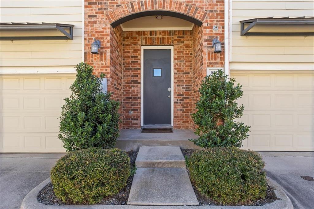 Ridglea Place - Residential