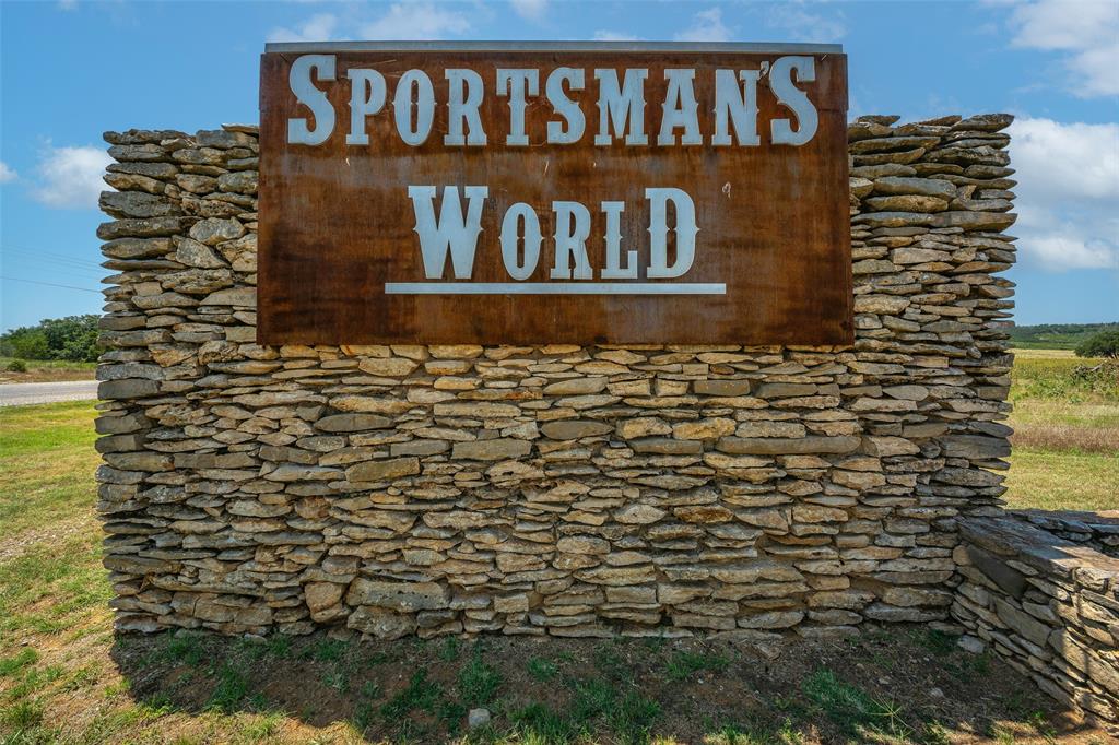 Sportsmans World - Land