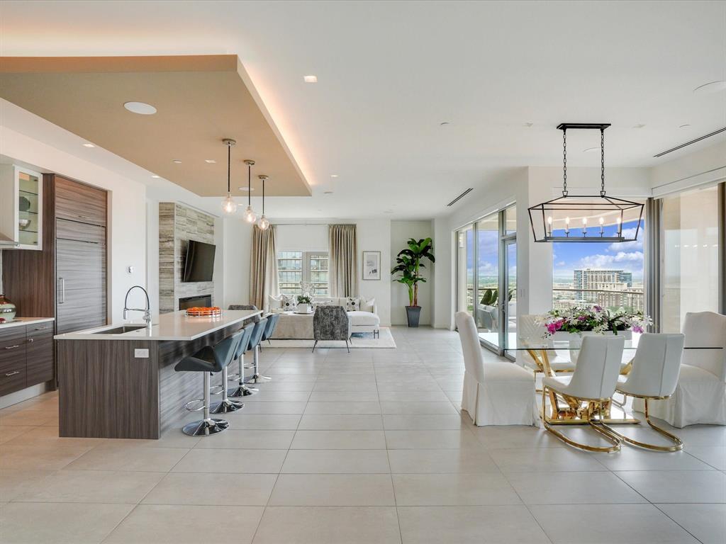 Residences at Stoneleigh Condos - Residential
