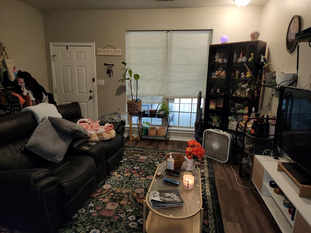 Ennis-Dvv - Residential