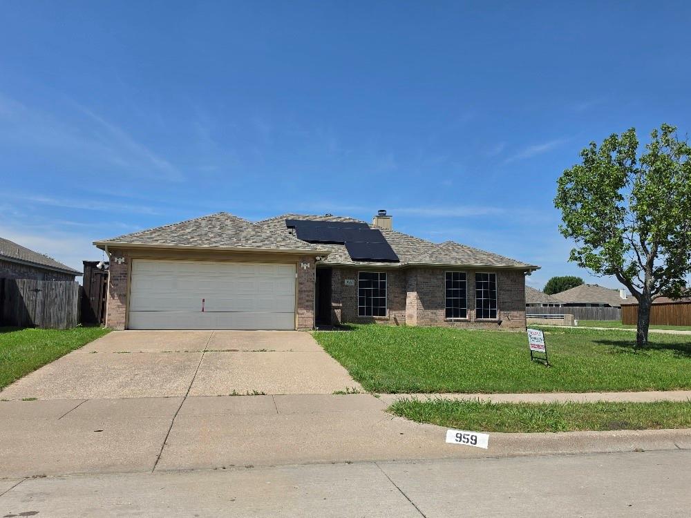 Beautiful Burleson home with spacious living, modern finishes and a peaceful setting close to shopping, dining and top local conveniences! Inviting curb appeal, bright interior with open concept living! Enjoy the in-ground swimming pool and covered patio perfect for entertaining guests this summer! Don't miss out on this one!! 
Cash offers require 10% EMD or $1000 minimum, whichever is greater and all financed offers require 1% EMD or $1000 minimum. The seller does not accept blind offers, escalation clauses or wholesalers. Buyer and Buyers Agent to verify all information.