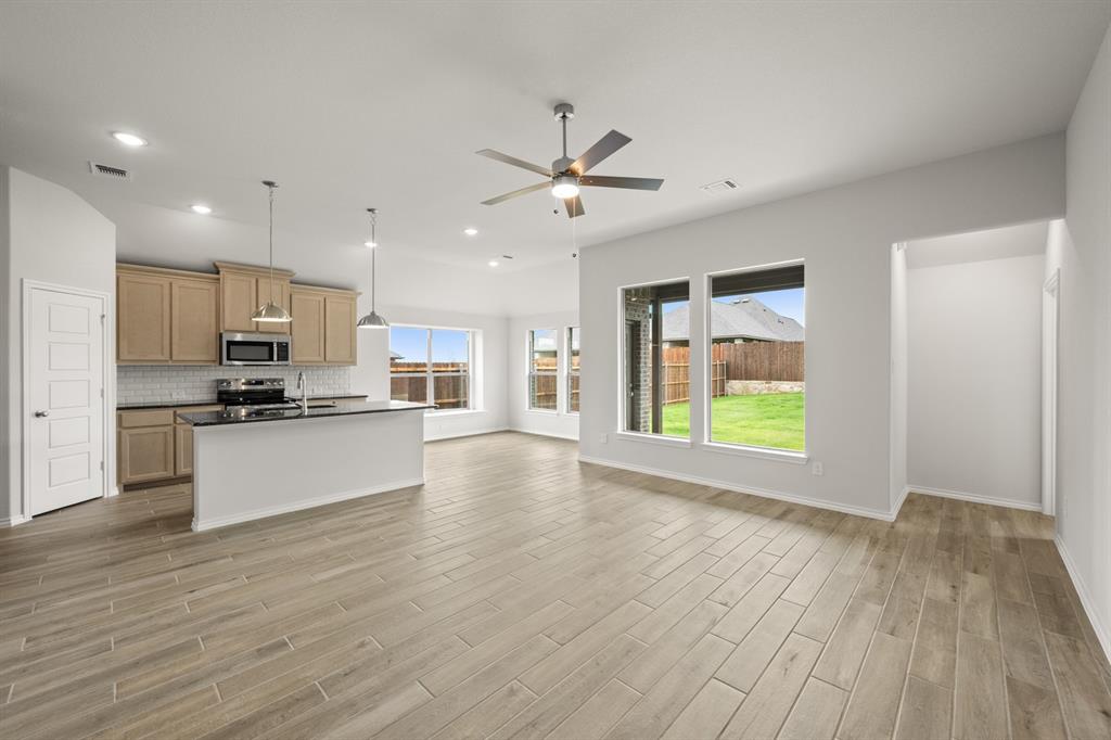 Summer Crest - Residential