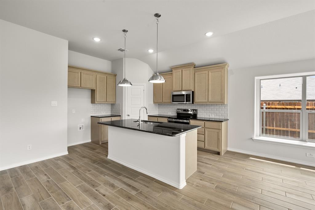 Summer Crest - Residential
