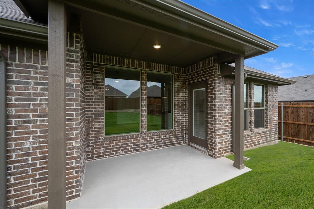 Summer Crest - Residential