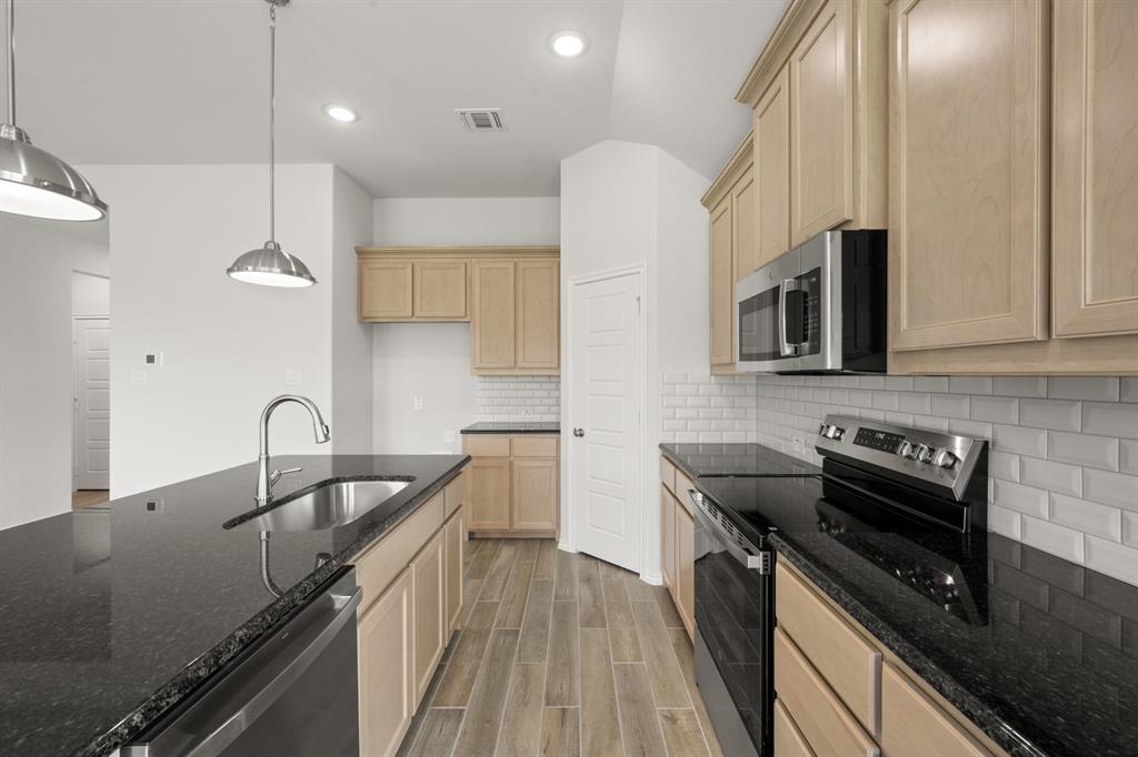 Summer Crest - Residential
