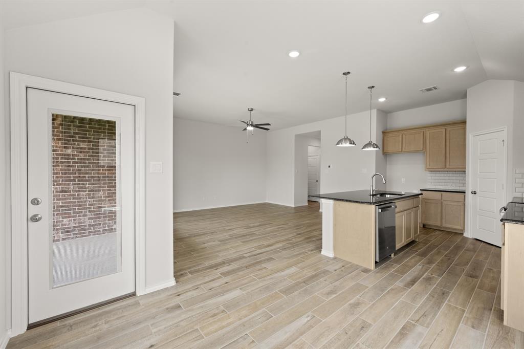 Summer Crest - Residential
