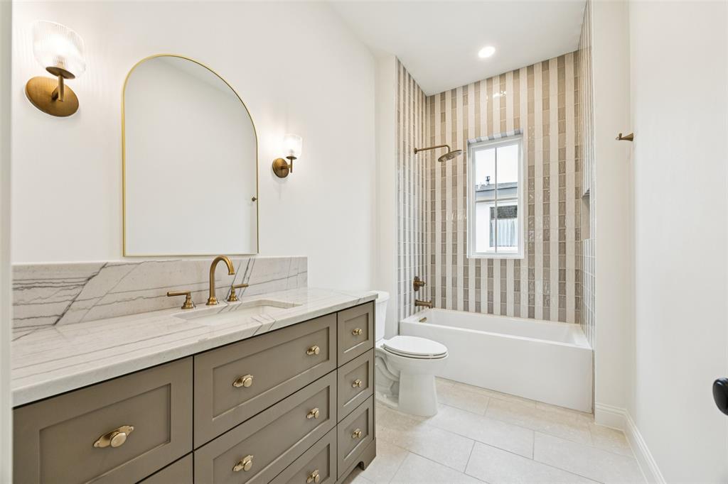 NORTH RIDGE ESTATES NO.3 - Residential
