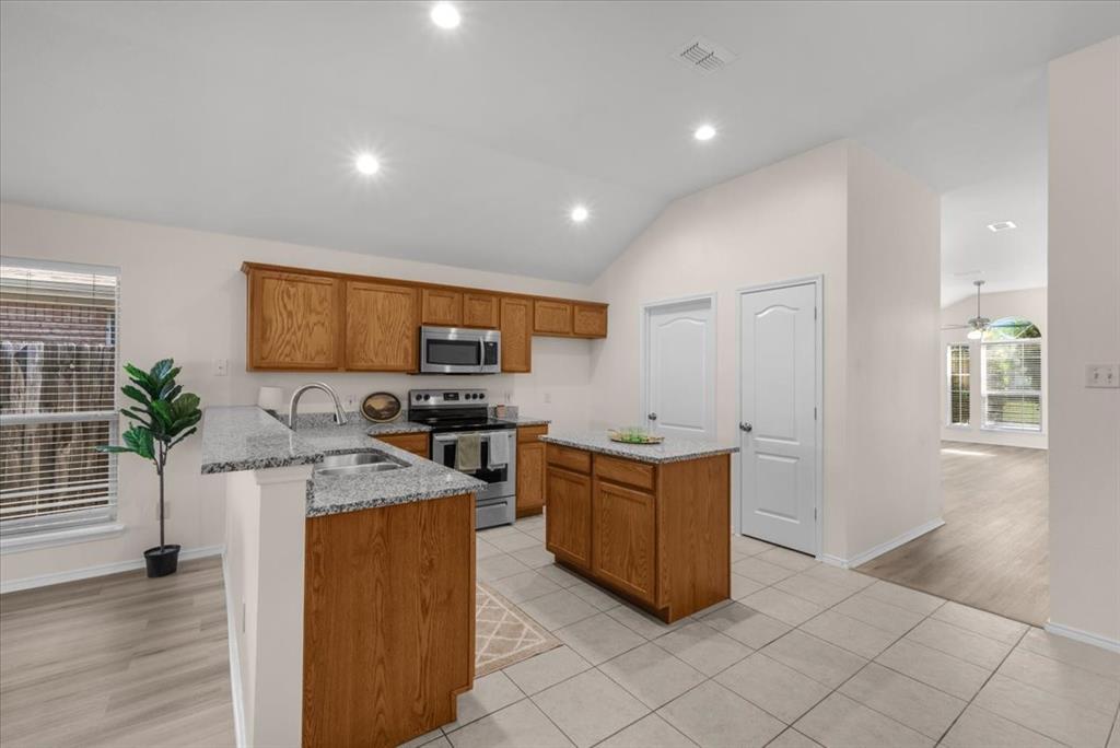 Fossil Hill Estates - Residential