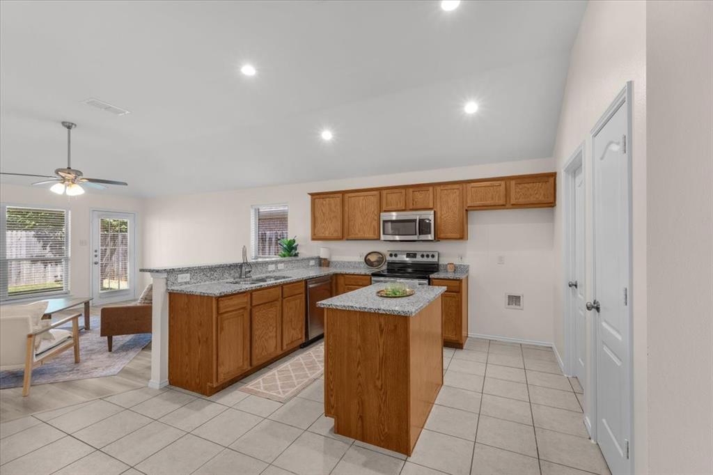 Fossil Hill Estates - Residential
