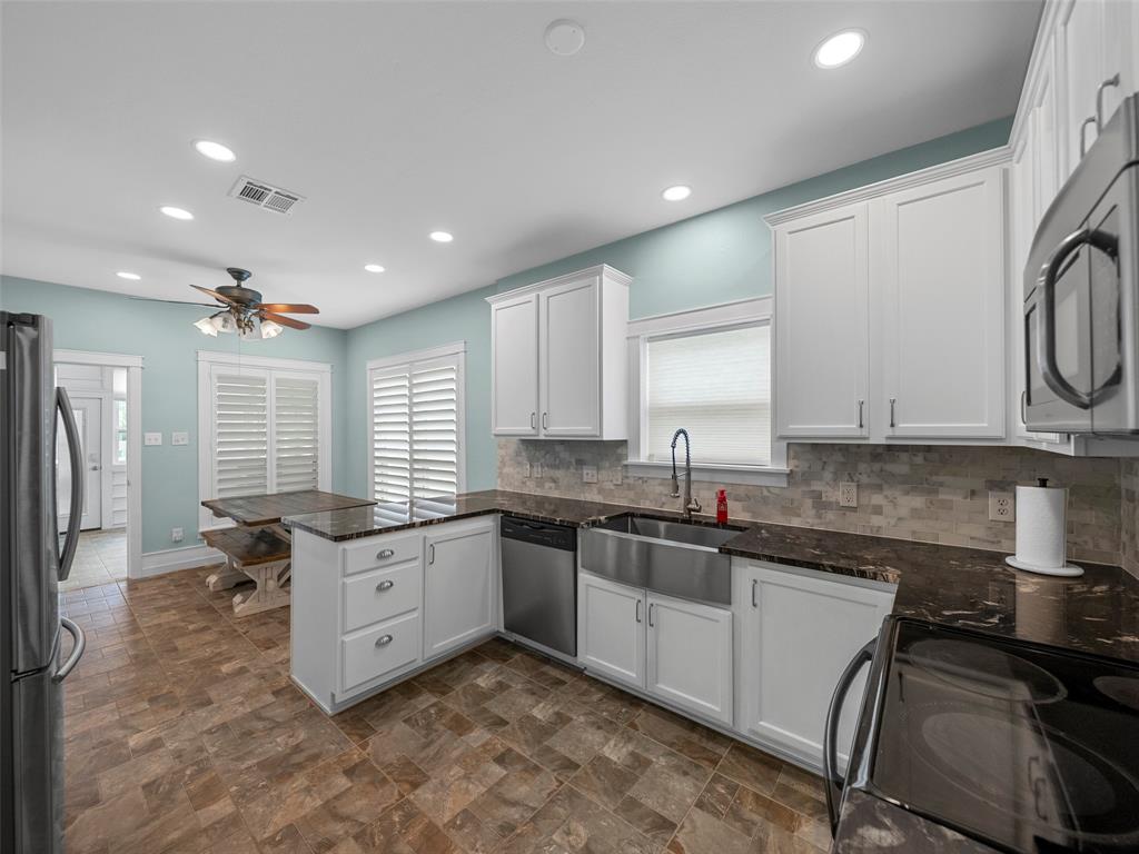 Island Village At Providence - Residential