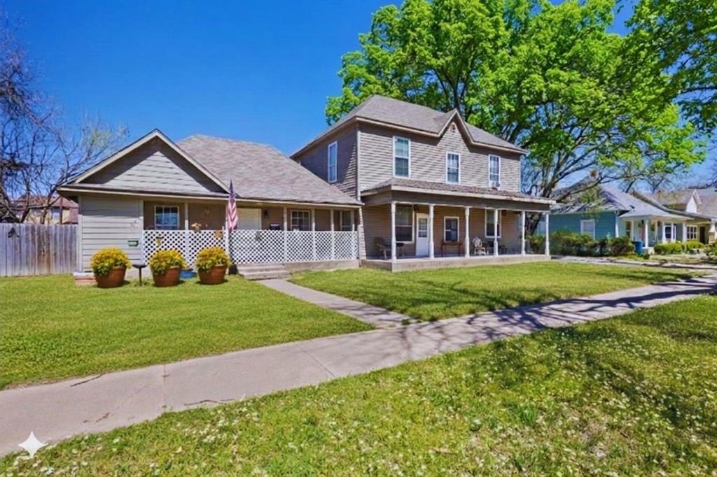 Cash-flow opportunities like this are getting harder to find — especially this close to historic Downtown Denison. At 909 & 913 W. Chestnut, you’re not just buying property… you’re stepping into an income-producing investment with immediate upside already built in.

This triplex features three separate units with private entrances, offering flexibility, privacy, and strong rental appeal. Two lower-level units are already leased, creating instant income from day one, while the freshly renovated upper unit is move-in ready and positioned to quickly attract a new tenant or owner-occupant.

Investors will appreciate the separate electric meters for each unit, helping simplify utility management, while the location is a major value driver. Just minutes from the energy and charm of Downtown Denison, tenants can enjoy walkable access to local restaurants, boutiques, nightlife, and entertainment — exactly the kind of lifestyle today’s renters are searching for.

Whether you’re looking to expand your portfolio, offset your mortgage with rental income, or secure a property with long-term upside in a growing area, this one checks the boxes. Opportunities with existing tenants, recent updates, and strong location appeal do not stay overlooked forever — especially as investors continue searching for properties that are already producing.

Schedule your showing now and see why this triplex could be the smartest move you make this year.
All information to be verified by buyer and buyer agent