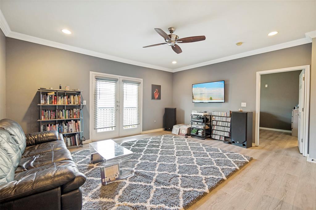 Piazza Siena Condo - Residential