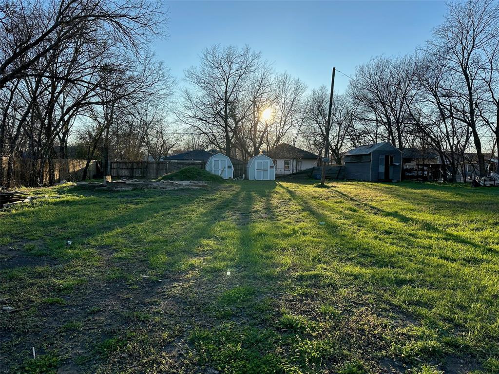 Original Cleburn - Land