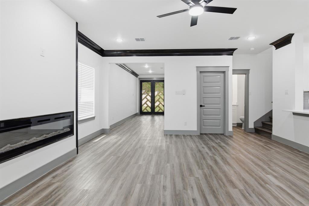Grande Vista Heights Add - Residential