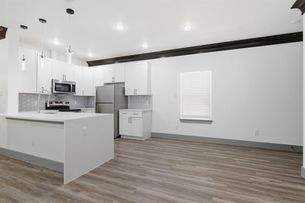 Grande Vista Heights Add - Residential