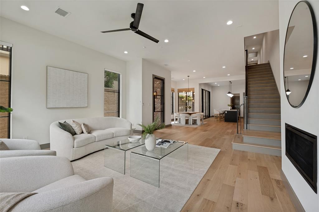 LAFOY PLACE - Residential