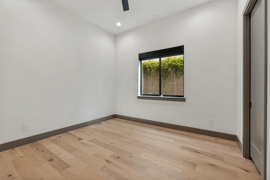 LAFOY PLACE - Residential