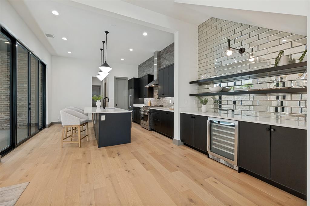 LAFOY PLACE - Residential