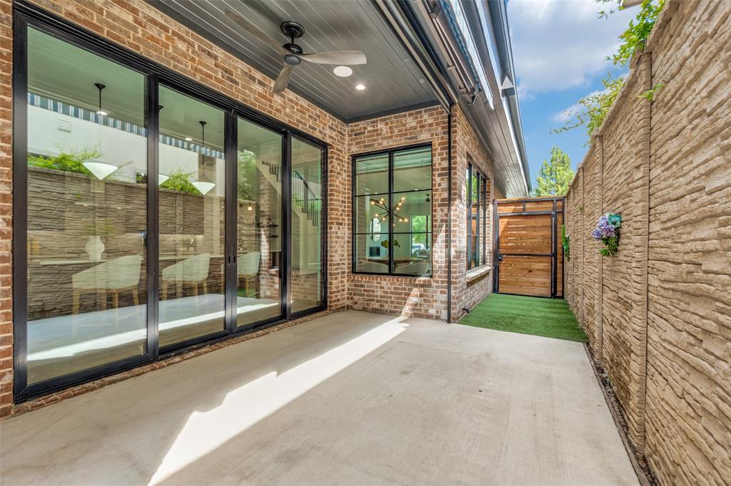 LAFOY PLACE - Residential
