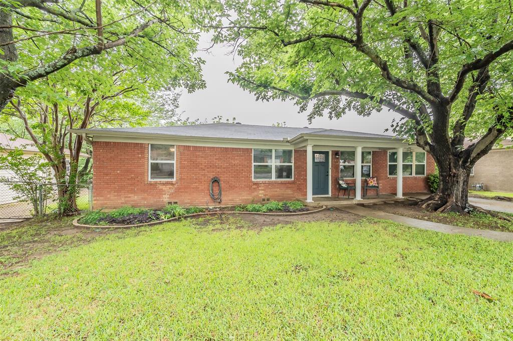 Charming Opportunity in a Prime Location! This cute home is perfectly situated with easy access to DFW International Airport and vibrant downtown Fort Worth, making for convenient commuting and travel. Located in a desirable area and neighborhood, you’ll enjoy being just minutes from local schools, shopping, dining, and entertainment. Full of character and potential! There is some foundation work, noticeable interior cracks and outside siding repairs that do need attention but with a little TLC, this gem can sparkle again! This property offers an incredible opportunity in a sought-after location. Don’t miss your chance to bring this gem back to life and make it your own! Foundation engineering report is available and repairs are estimated to be around $6900. Call agent for foundation reports. Sellers are willing to negotiate buyer concessions.
