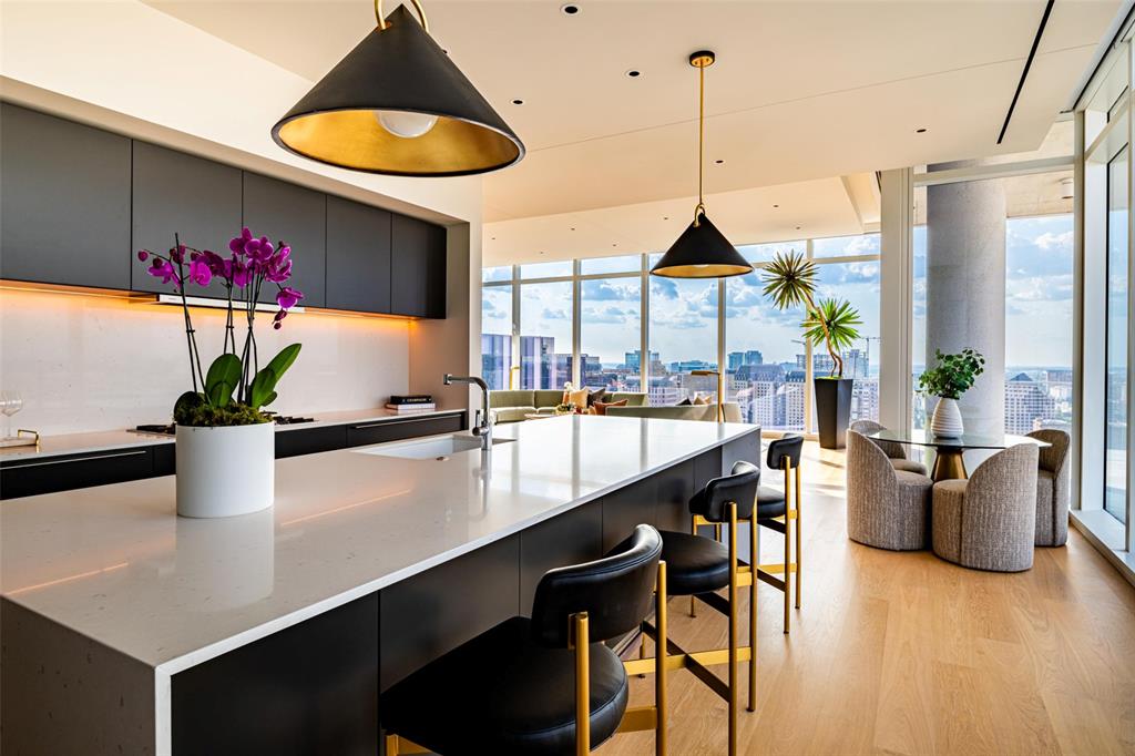 HALL Arts Residences - Residential