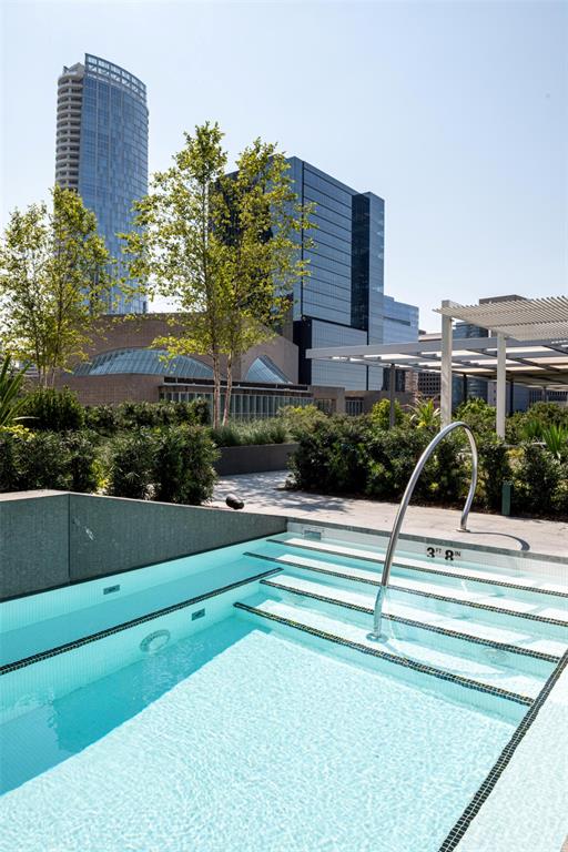 HALL Arts Residences - Residential