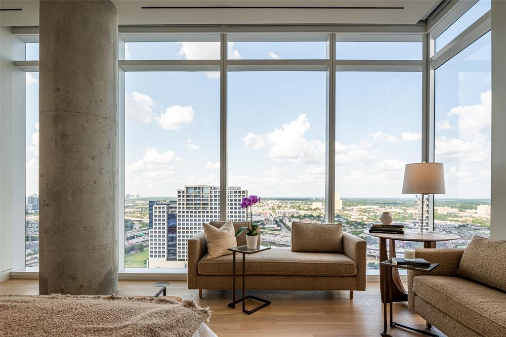 HALL Arts Residences - Residential