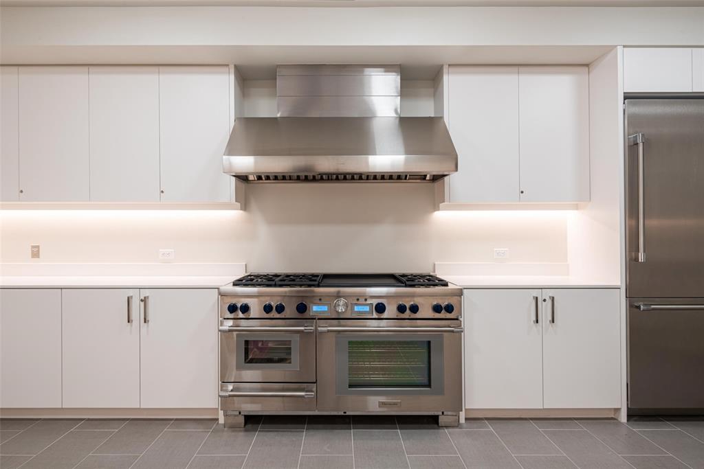 HALL Arts Residences - Residential