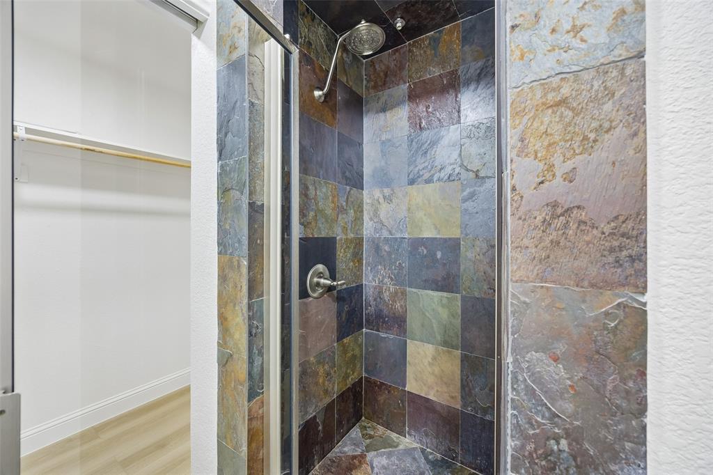 Williamsburg Condo Ph 02 - Residential