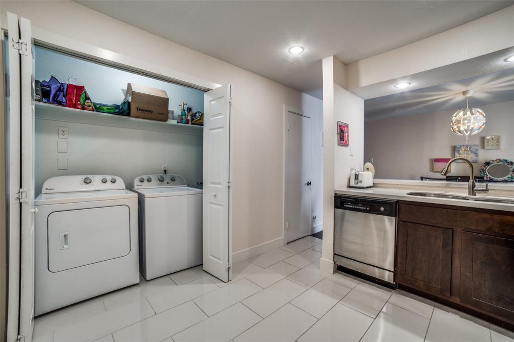 Parkside Cedar Spgs Condo - Residential