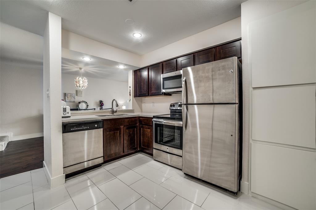 Parkside Cedar Spgs Condo - Residential