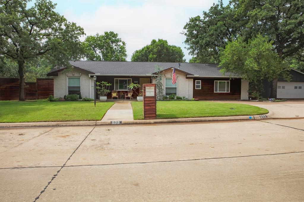 Colleyville Estates - Residential