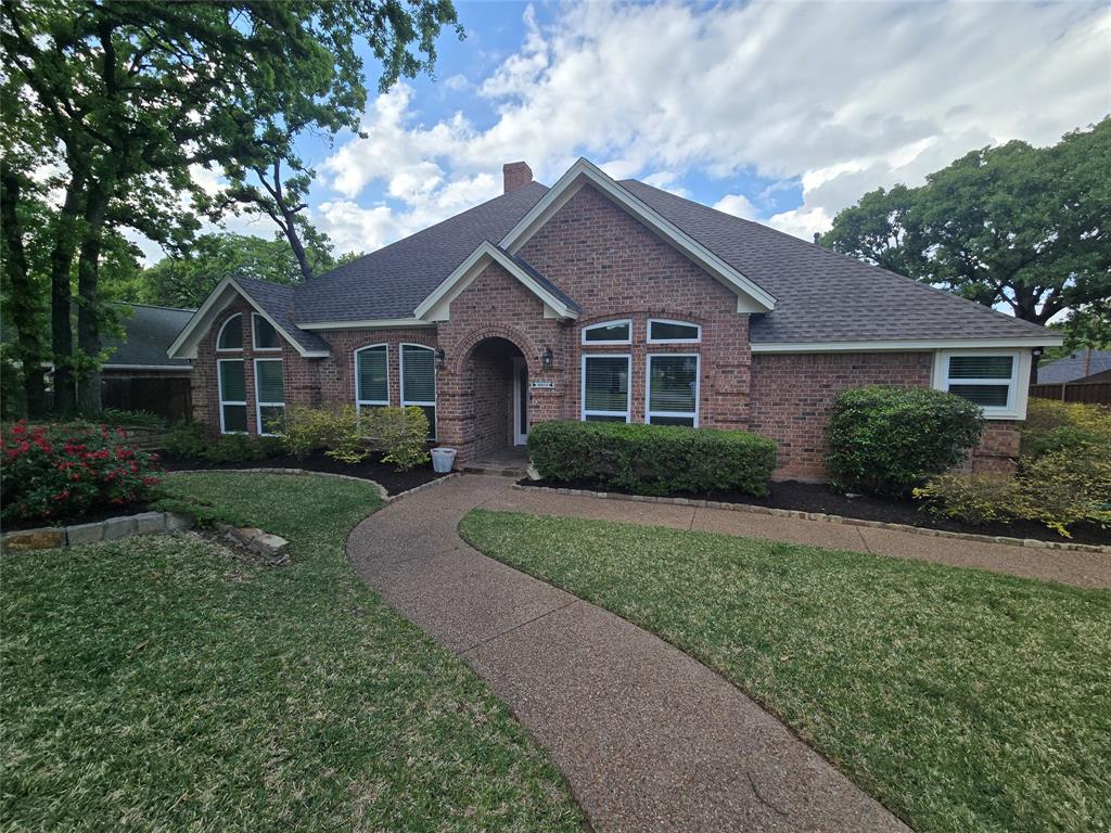 Woodland Hills Grapevine - Residential