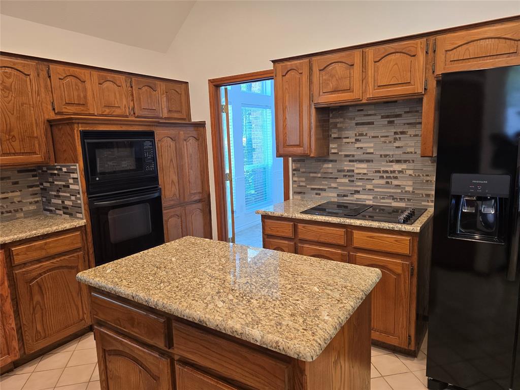 Woodland Hills Grapevine - Residential