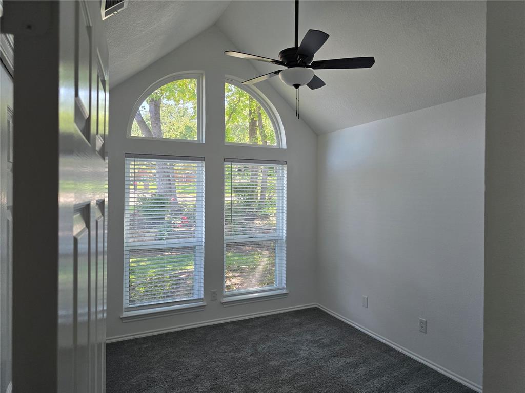 Woodland Hills Grapevine - Residential
