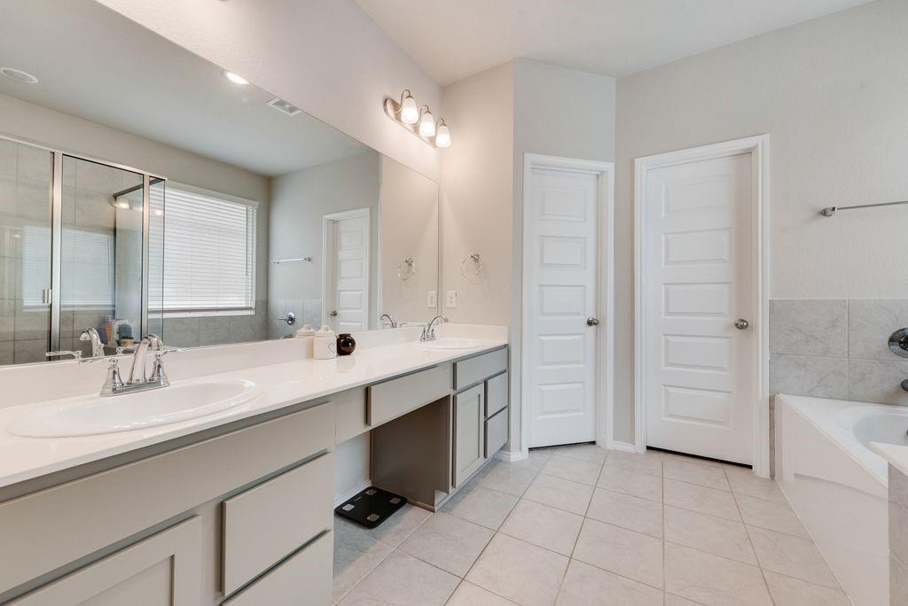 The Landing At Provi - Residential