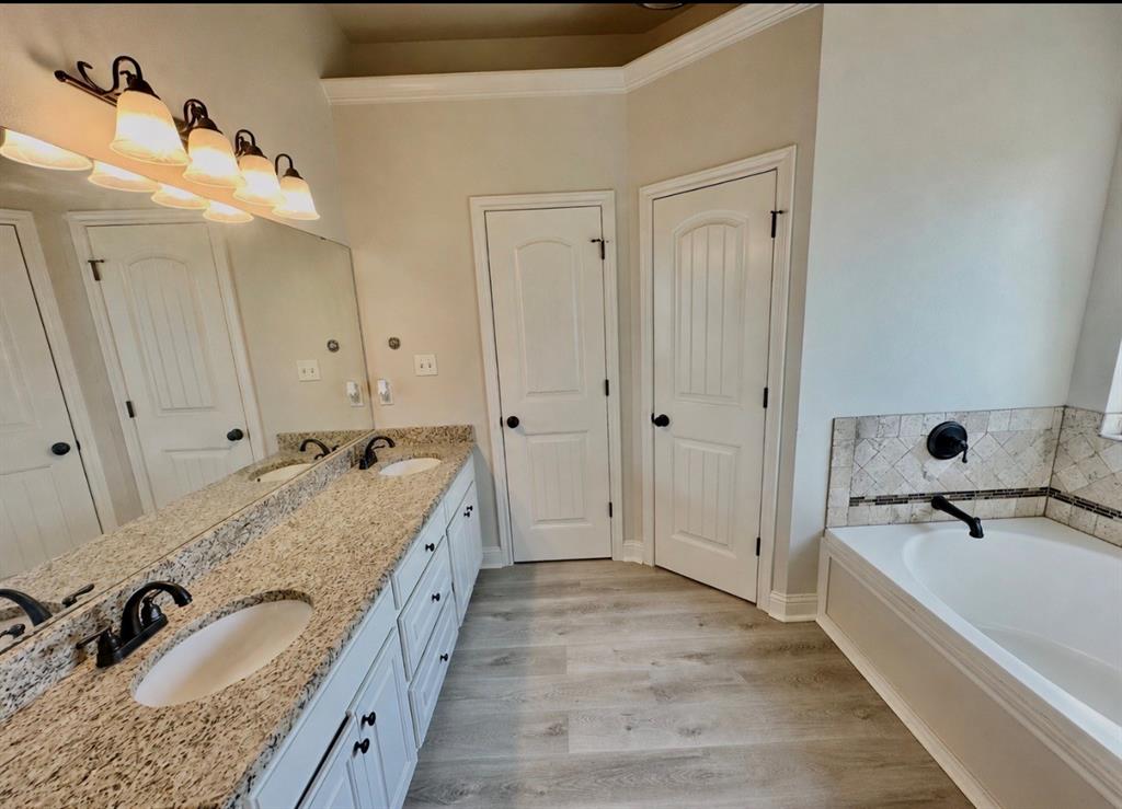 Mckenzie Place - Residential