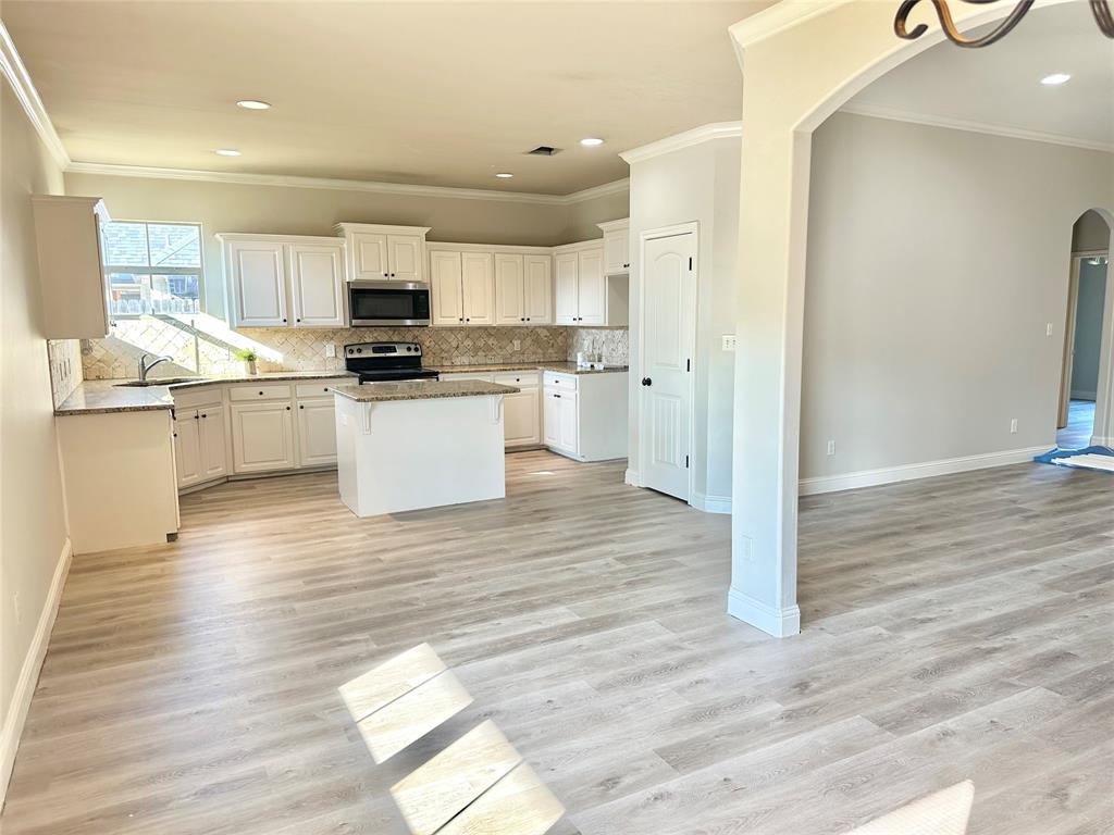 Mckenzie Place - Residential