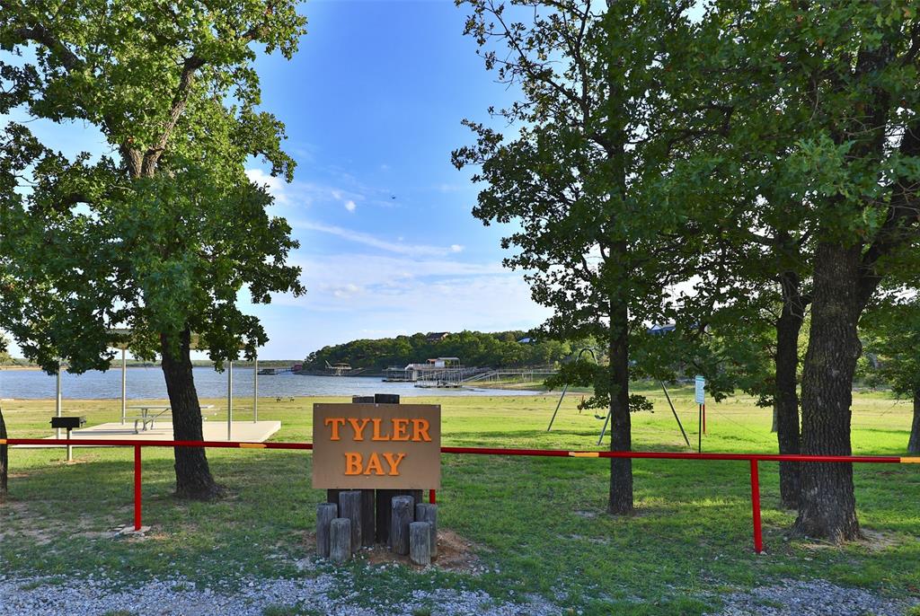 Oak Point - Land