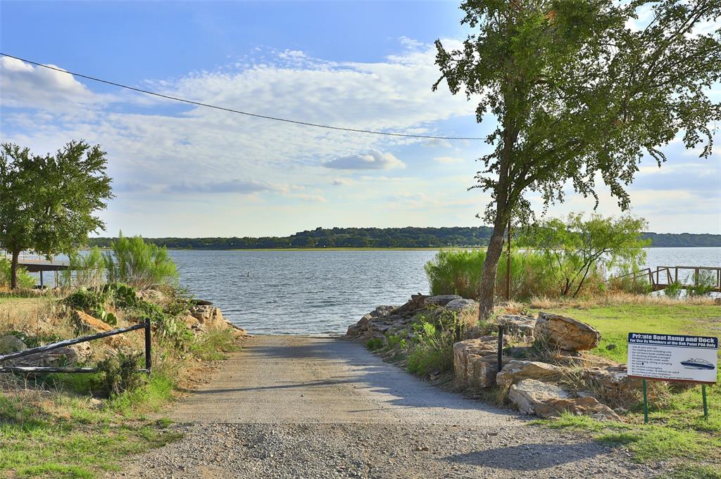Oak Point - Land